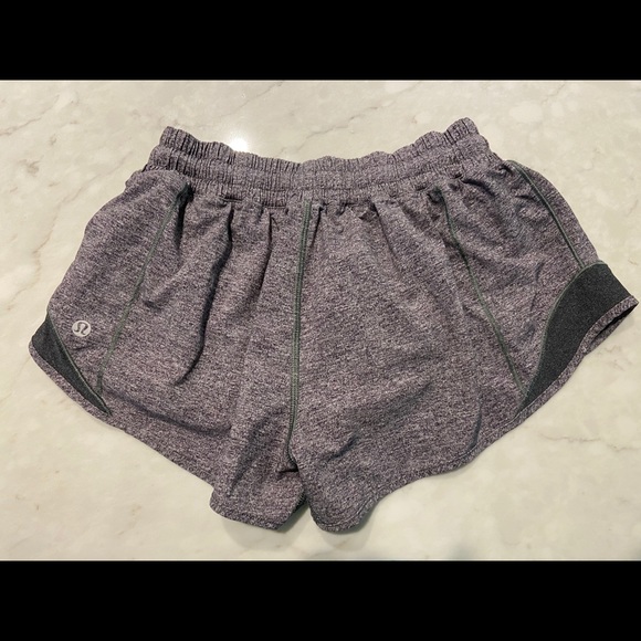 lululemon athletica Pants - Lululemon Hotty Hot shorts 2.5”